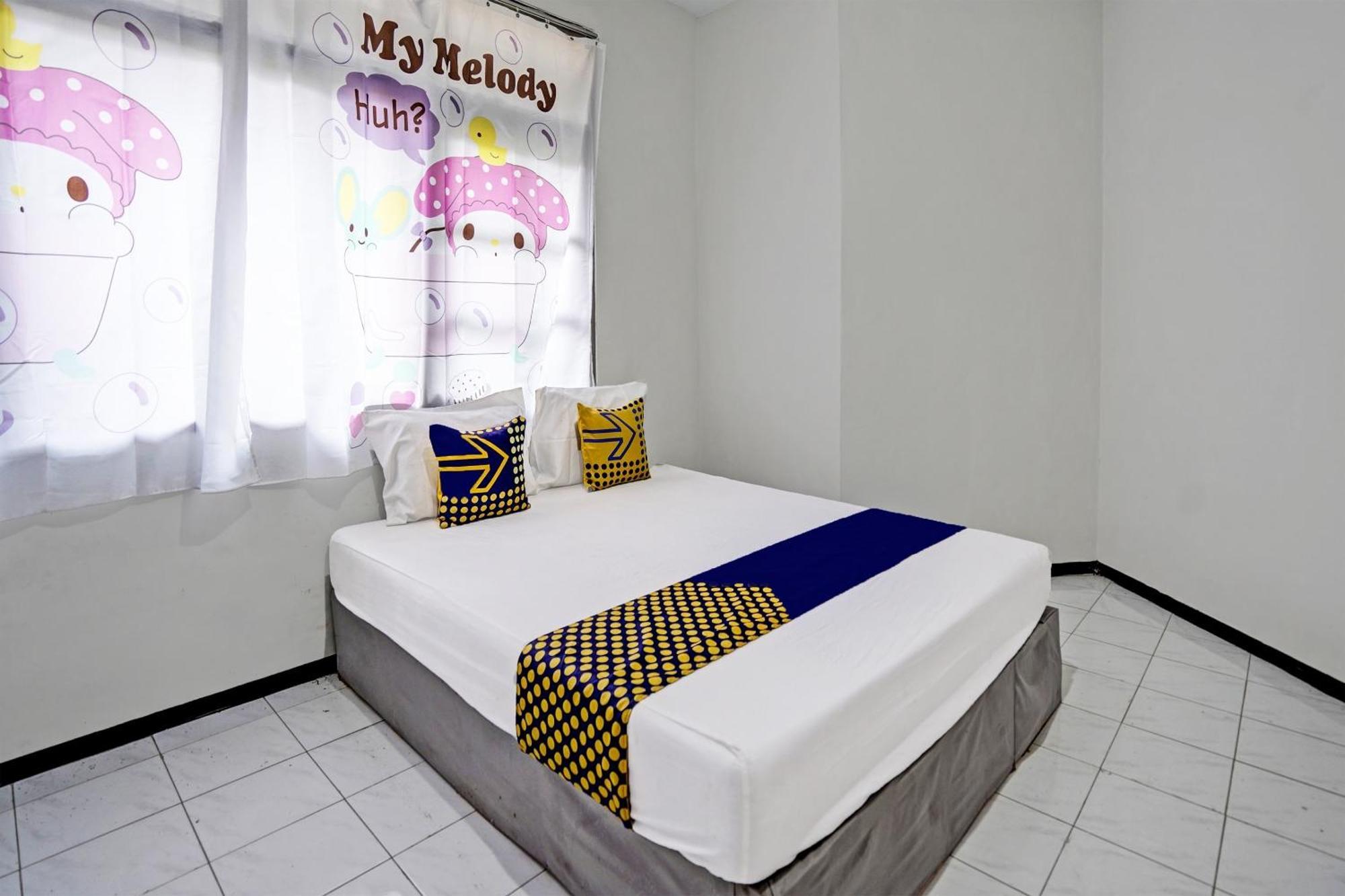 Spot On 92388 Villa Segi Delapan Prigen Exterior photo